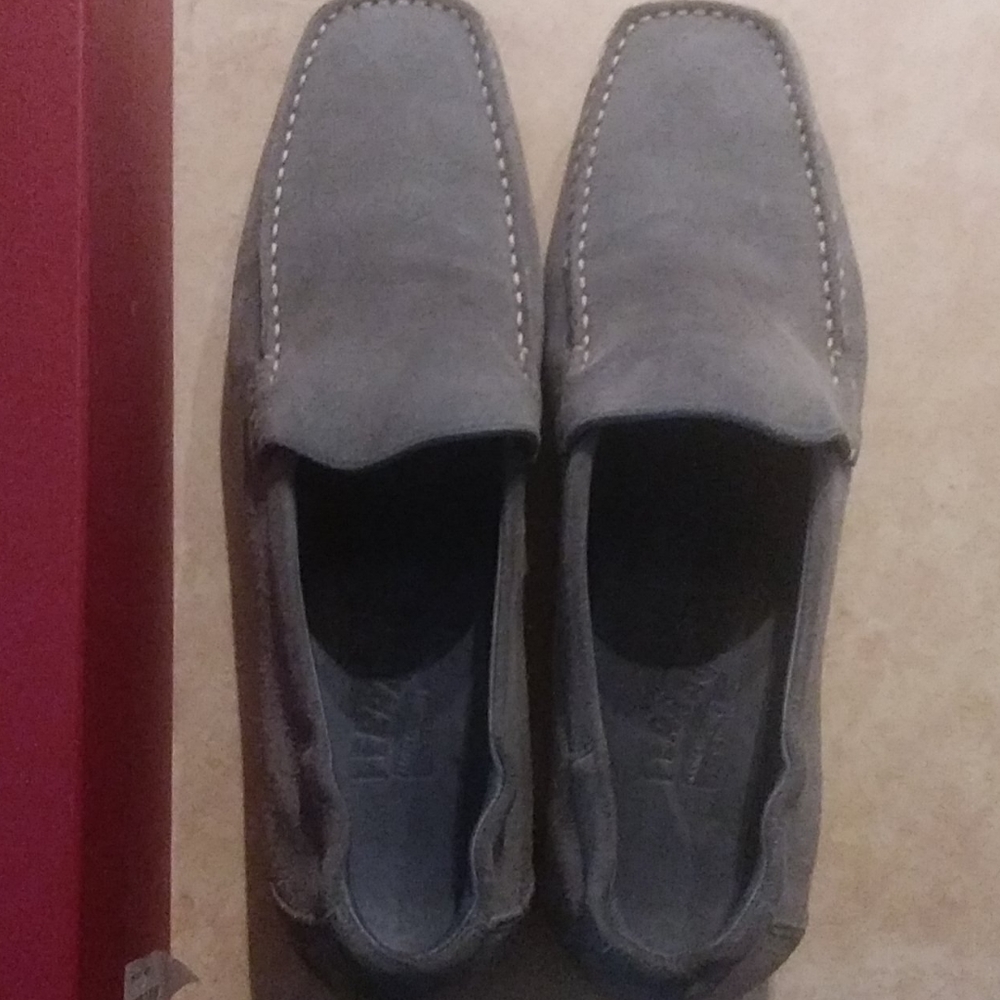 Salvatore ferragamo seude loafers